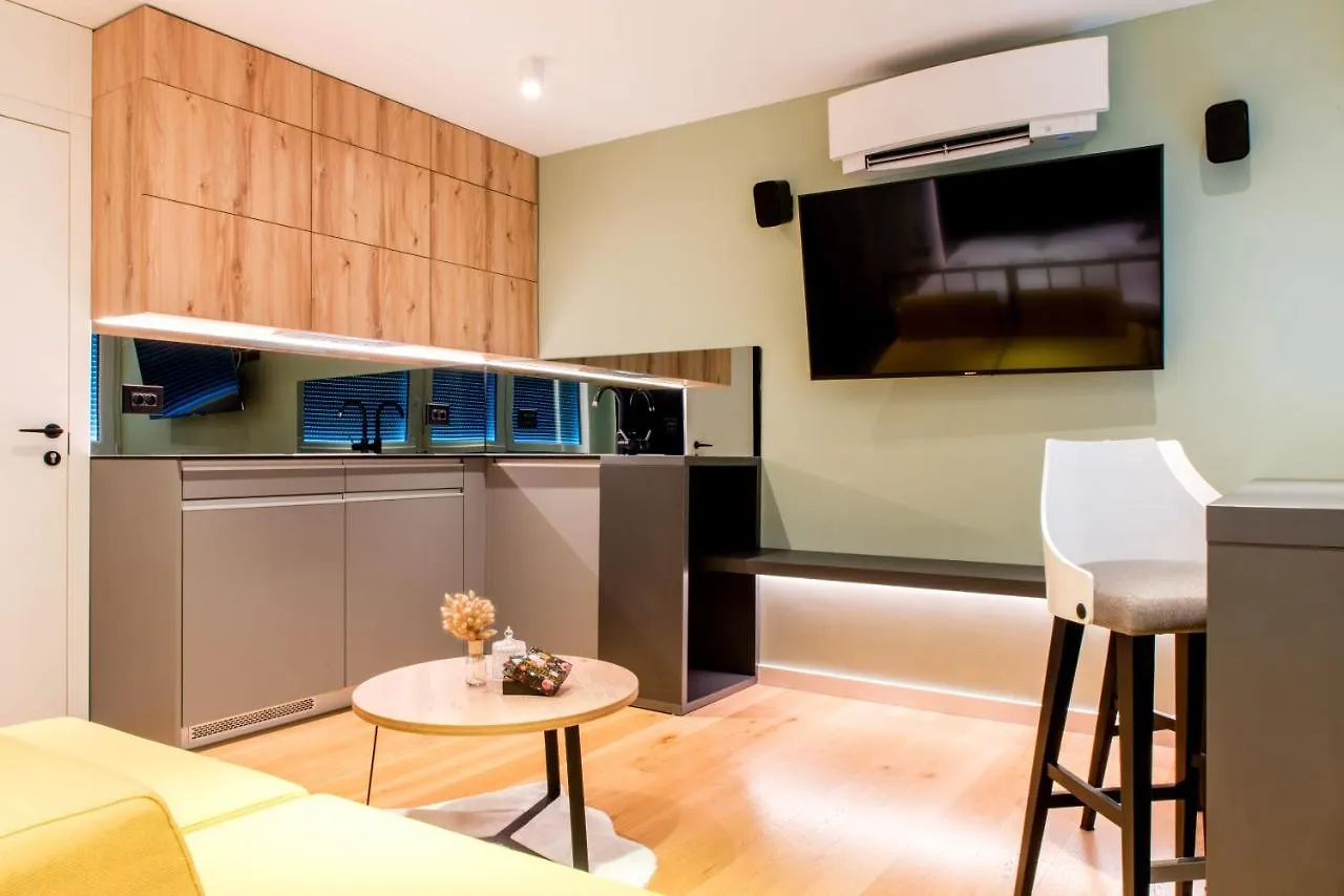 Bcadria Brilliant Apartment Split 0*,